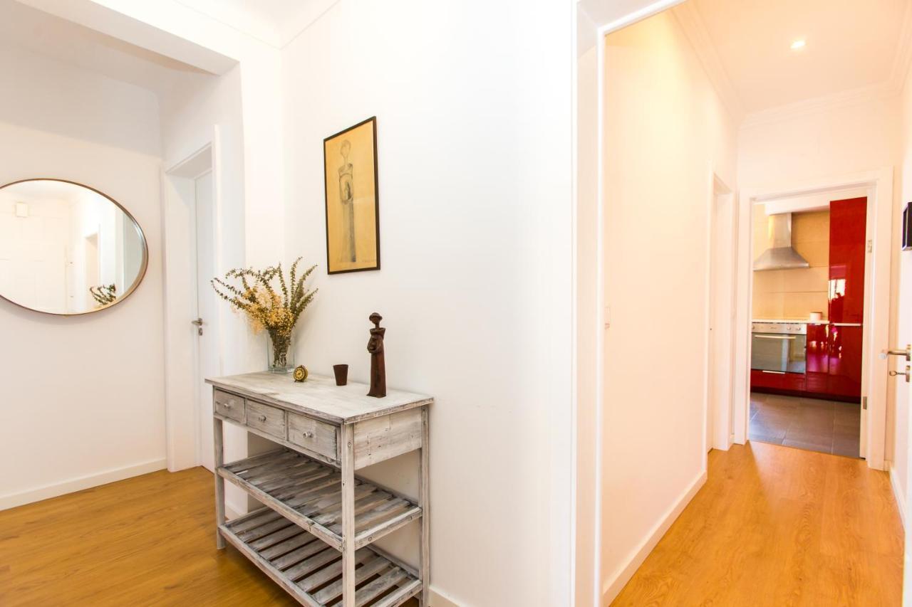 Appartement Belem! Charming 2 Bedroom W Terrace, Wifi & Free Street Parking *